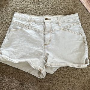 Universal Threads Vintage Jean Shorts